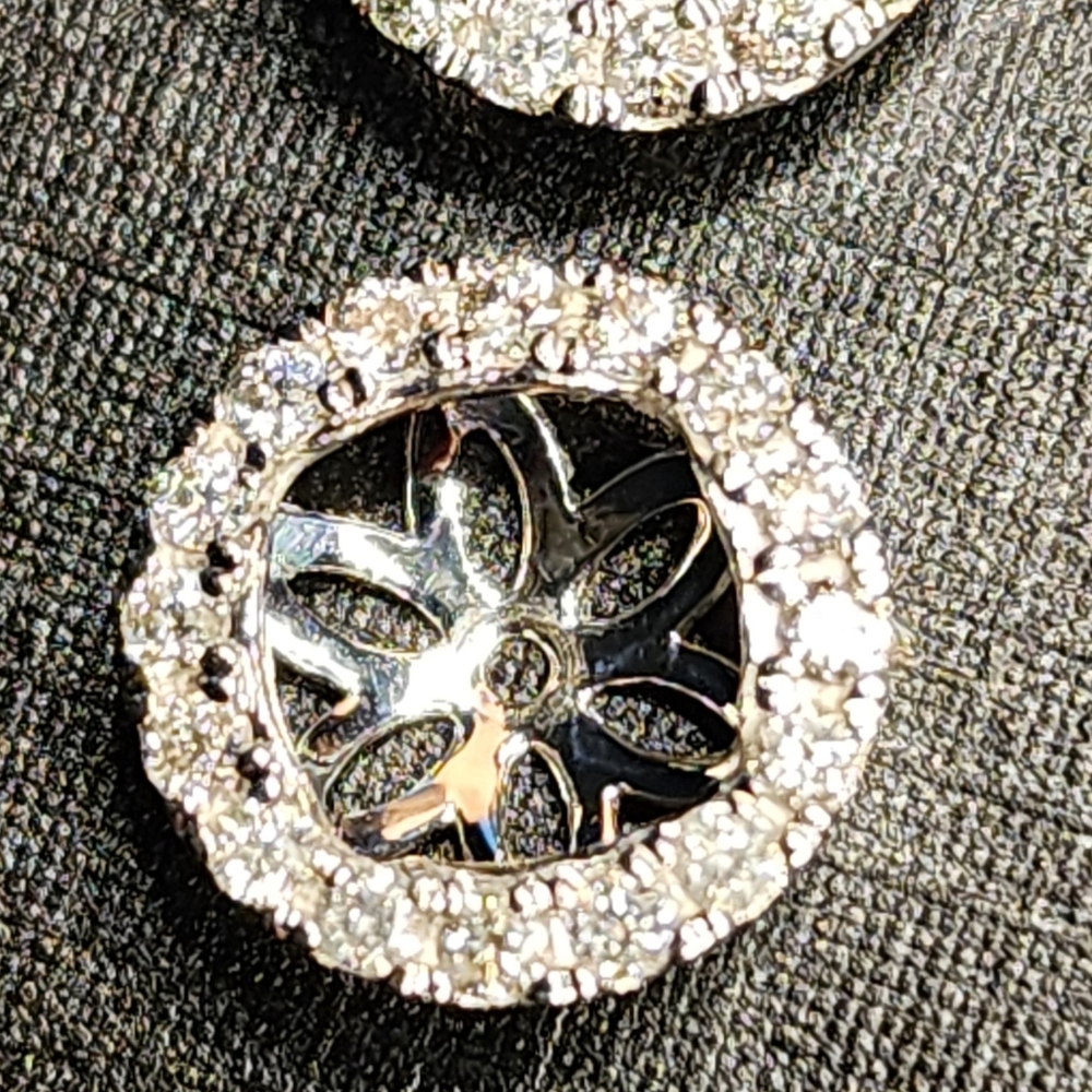Diamond earring jacket. - Picture 12 of 16